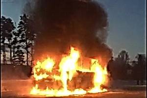В Воронеже утром сгорел автобус