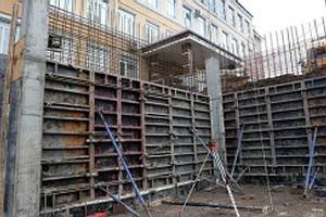 При строительстве спортзала гимназии имени Басова допущены нарушения, грозящие обрушением