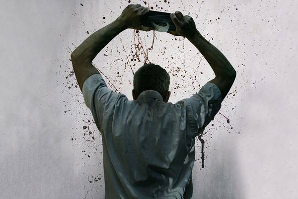 Критики о фильме «Эксперимент «Офис»: кроваво, противно, вторично