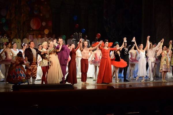 Действо «Браво, Фигаро!» в Воронежском театре оперы и балета – плюсы и минусы амбициозного проекта