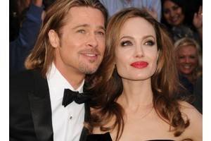 Анджелина Джоли поблагодарила Брэда Питта за понимание после операции по удалению груди