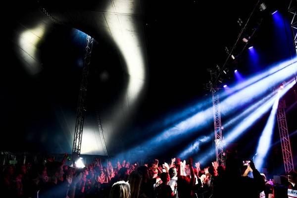 Крупнейший шведский музыкальный фестиваль Bravalla отменён из-за случаев насилия над зрительницами