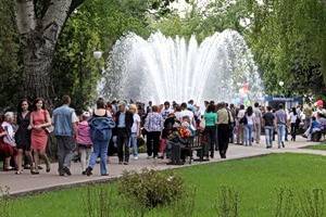 Открывается сезон бесплатных концертов в Кольцовском сквере