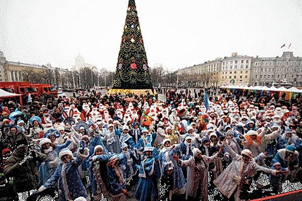 В Воронеже запланировано 300 новогодних мероприятий