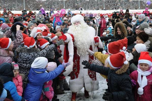 Деда Мороза и Снегурочку можно будет встретить в парках Воронежа на праздничных мероприятиях