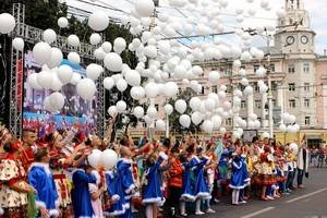 День города в Воронеже: «Лучшее на празднике – вкусняшки и бибика»