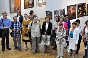 В музее Крамского открылась выставка работ выпускников Воронежского художественного училища