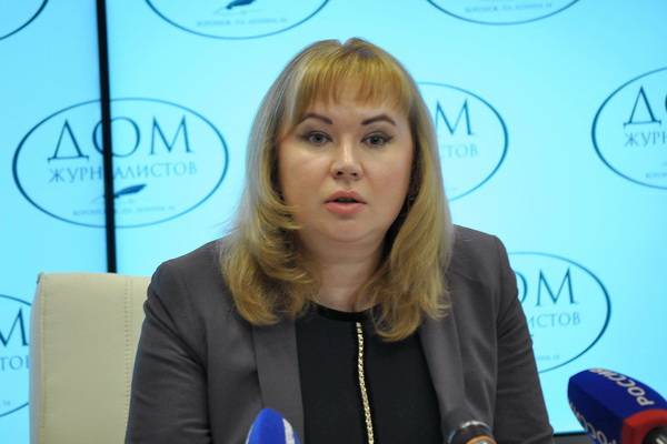 Эмилия Сухачева рассказала о планах на 2018 год и зарплате работников культуры
