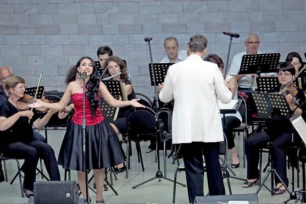 Академический симфонический оркестр исполнил в Зелёном театре 17 композиций из отечественных и зарубежных фильмов
