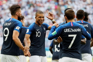 Мировой рейтинг ФИФА возглавила сборная Франции, российская команда поднялась на 49 место