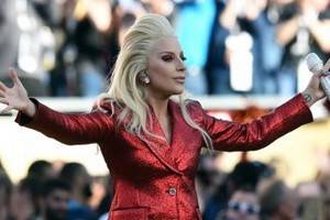Леди Гага готовится выступить в перерыве «Супербоула-2017»