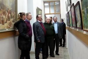 В Симферополе открылась выставка по итогам Второго студенческого пленэра в Острогожске
