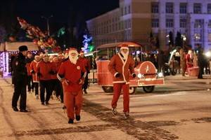 Воронежцы начали встречать Новый год еще в 17:00 на главной елке города