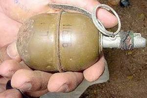 Житель Воронежа подорвал гранатой дорогую иномарку