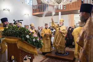 Митрополит Сергий совершил Великое освящение храма в Воронеже