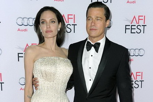 Скандальный развод Анджелины Джоли и Брэда Питта будет продолжаться дольше, чем их брак