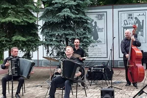«Лето в Кольцовском сквере» стартует в этом году 5 мая