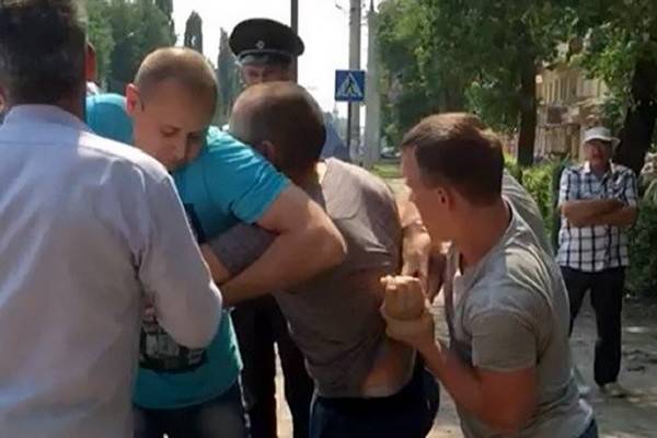 Конфликт между воронежскими полицейскими и девушками-чеченками: кто не прав с точки зрения закона?