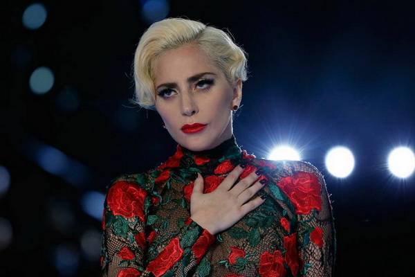Леди Гага отменила мировой тур из-за невыносимой боли