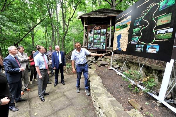 Губернатор принял решение о судьбе знаменитого Ломовского природного ландшафтного парка