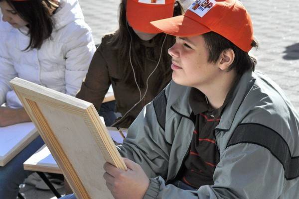 Всех, кто умеет рисовать, приглашают принять участие в пленэре «Талантливый Воронеж», чтобы попасть в «Книгу рекордов России»