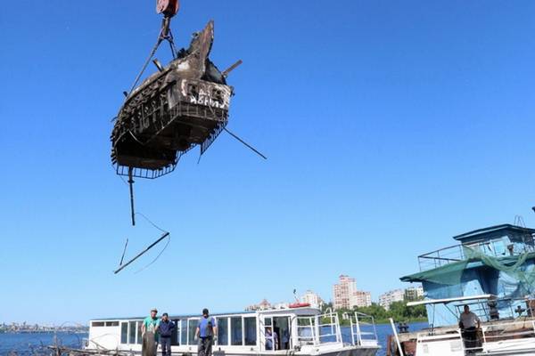 Городские власти убрали баркалон «Меркурий» из акватории Воронежского водохранилища