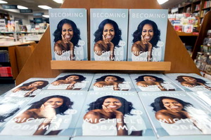 Мемуары Мишель Обамы бьют рекорды продаж