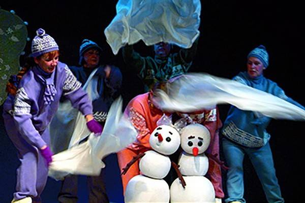 Театр кукол «Шут» приглашает весело проводить старый и встретить новый год