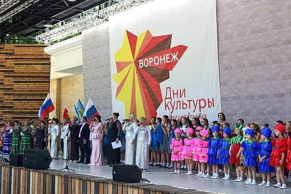 Сезон Дней культуры районов в Воронеже закрылся творческим отчётом новоусманцев