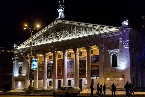 Воронежский театр оперы и балета приглашает на акцию «Ночь в театре»