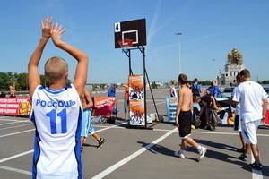 «Оранжевый мяч» собрал поклонников уличного баскетбола и… хип-хопа
