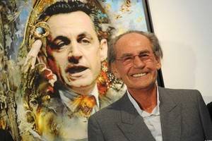 Отец Николя Саркози написал скандальную книгу и призвал сына отдохнуть от президентства