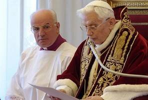 Кардиналы Ватикана шокированы отречением Папы Бенедикта XVI