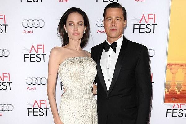Анджелина Джоли и Брэд Питт приостановили бракоразводный процесс