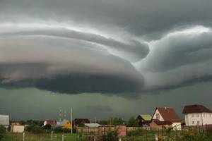 Воронежцев предупреждают о  сильных дождях, грозе, ветре и граде
