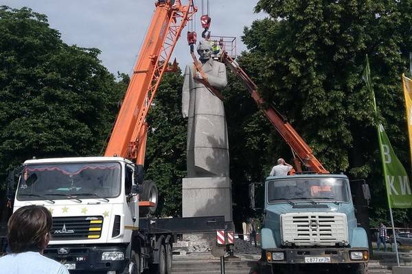 Памятник поэту Алексею Кольцову убрали с Советской площади