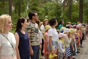 Известные воронежцы провели в летнем лагере «Кировец» день профориентации