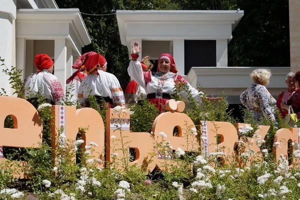 Главным событием Дня культуры Репьёвского района в Воронеже стала свадьба