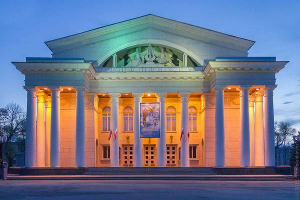 В Саратове готовы снести здание театра оперы и балета
