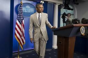Барак Обама попал под огонь критики за плохой костюм. И не только