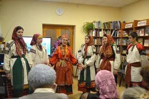 О традициях зимних праздников в русской культуре воронежцам рассказали предметно