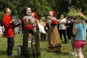 Фольклорный фестиваль «На Троицу» откроется на берегу Усманки