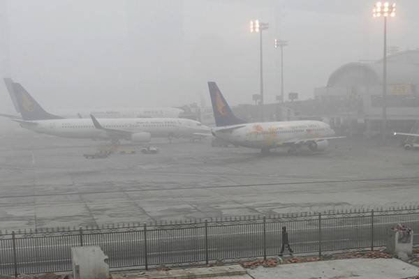 Воронеж окутал плотный туман, авиарейсы задерживаются