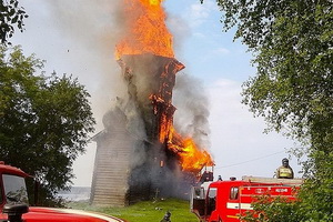 Сгоревшая церковь Успения Пресвятой Богородицы в Кондопоге: кто виноват и надо ли восстанавливать