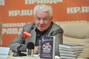 Владимир Войнович представил  в Москве  новый роман-памфлет «Малиновый пеликан»