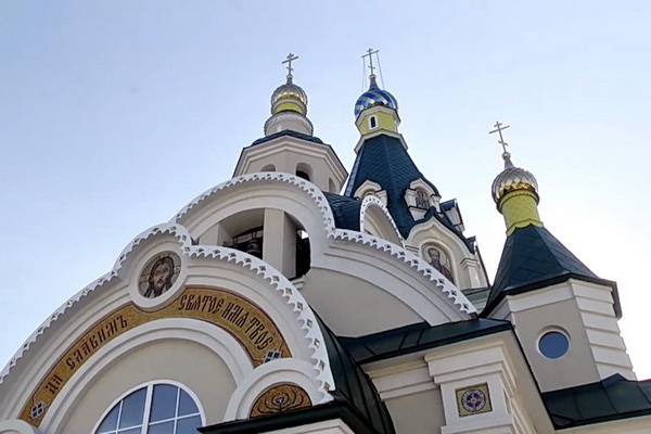 Митрополит Сергий освятил близ Воронежа новый храм
