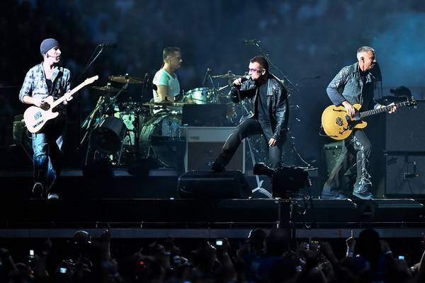 Группа U2 отменила концерт в Сент-Луисе в связи с яростными протестами
