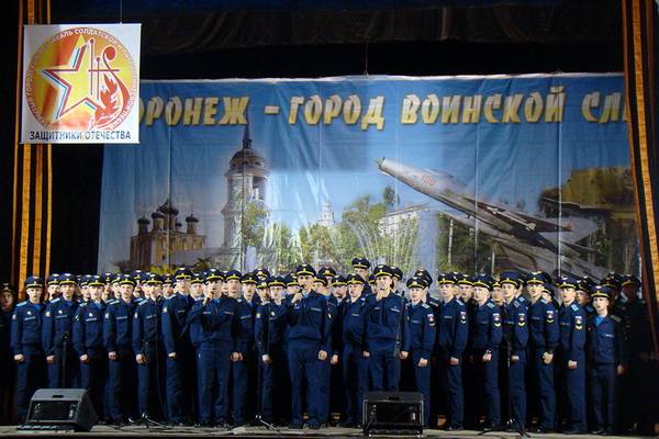 В Воронеже проходит XXVI открытый городской фестиваль солдатской и патриотической песни «Защитники Отечества»