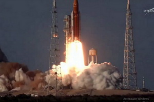 Лунная программа «Артемида-2» стартовала с осложнениями