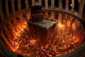 Ситуация с Благодатным огнём чудесным образом разрешилась: запреты и ограничения сняты